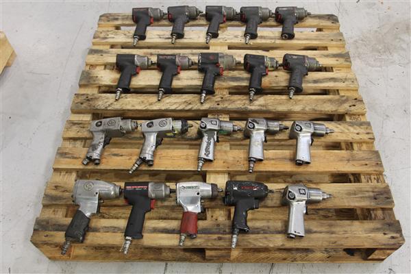Large Selection of Air and Hand Tools (2).JPG
